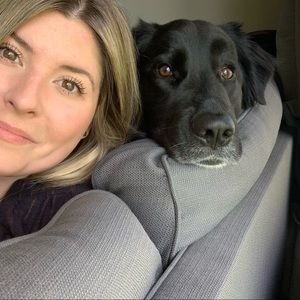 Meet your Posher, Joelle